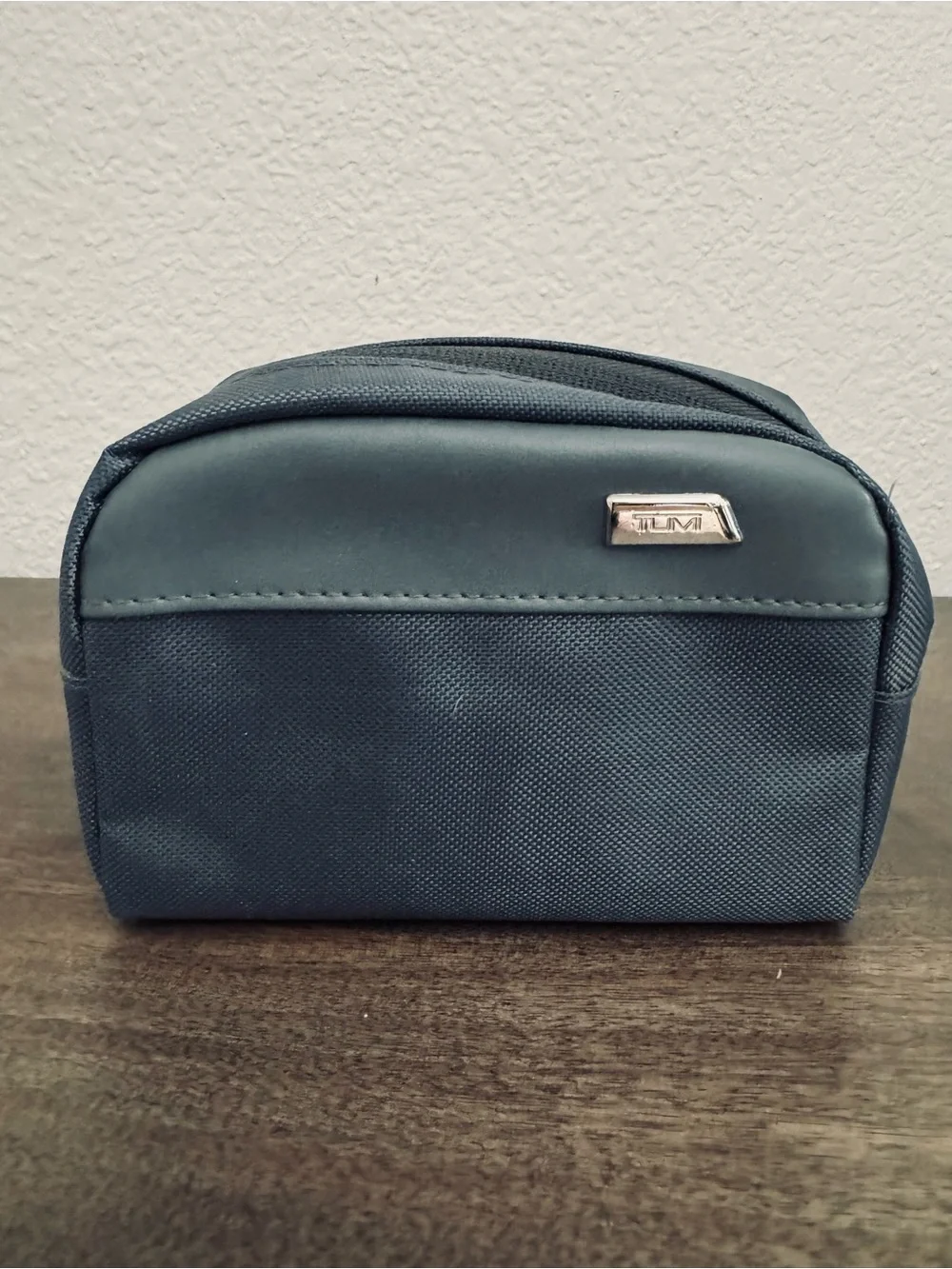Tumi for Delta Airlines Premium Airline Travel Amenity Kit Bag